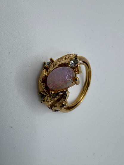 Vintage Art Nouveau Avon Pink Faux Opal Leaf Floral Design Ring size 7